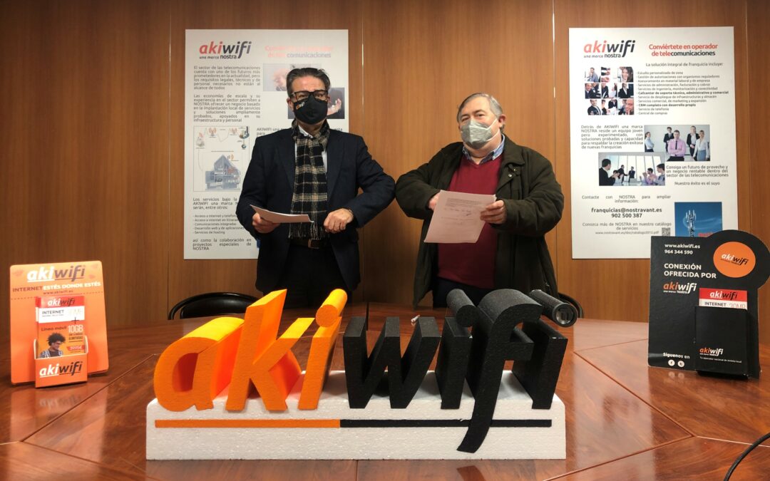 Akiwifi y el CD Balonmano Castellón renuevan su colaboración
